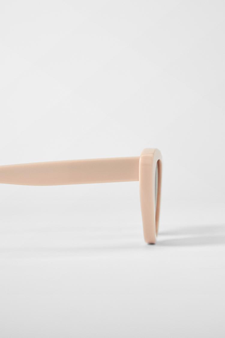 Occhiali da sole CAT EYE KATE MOSStranslator